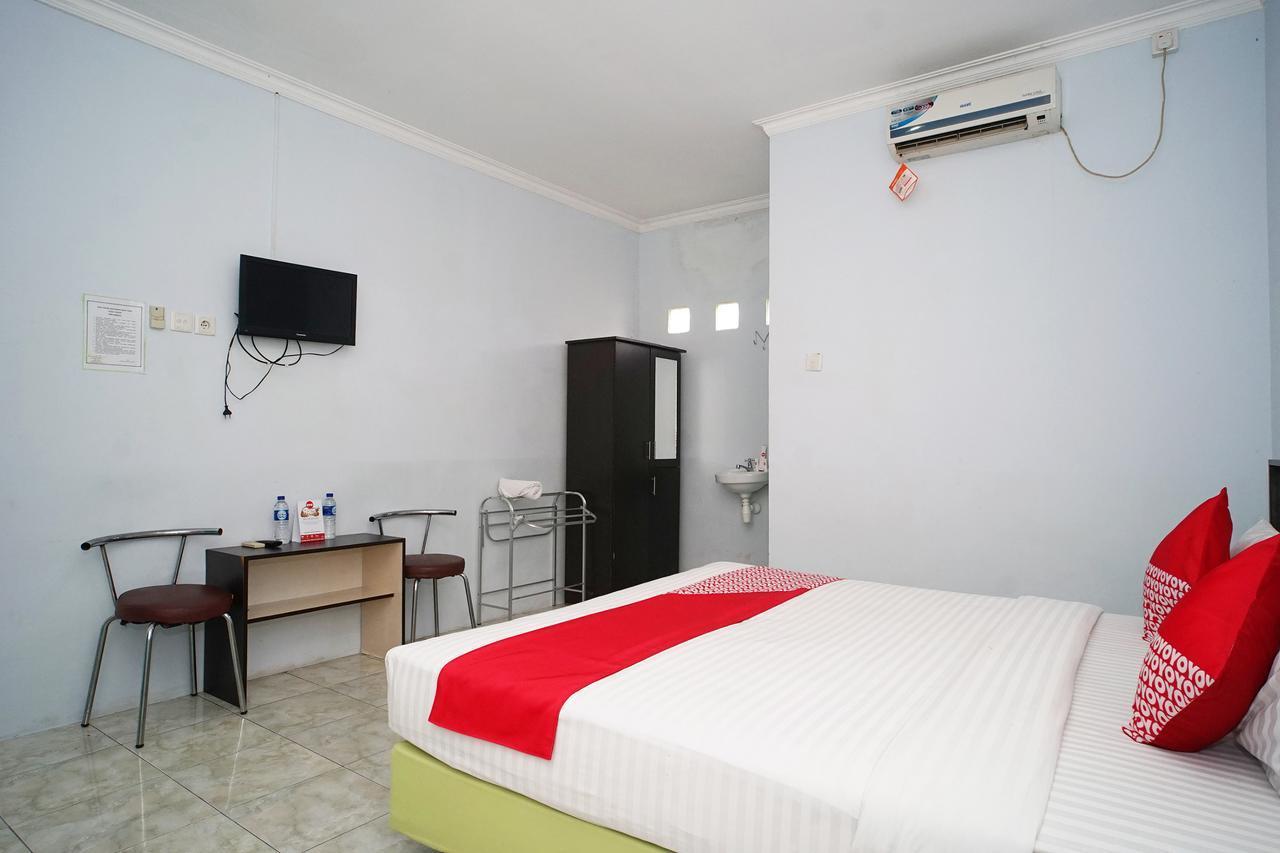 Super Oyo 754 Nur Aziziah Guest House Syariah Balikpapan (Borneo) Exterior foto