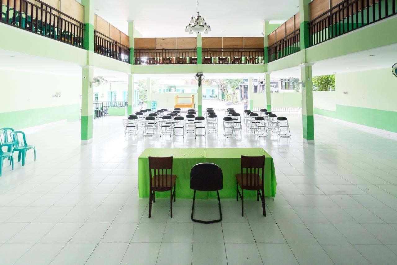 Super Oyo 754 Nur Aziziah Guest House Syariah Balikpapan (Borneo) Exterior foto