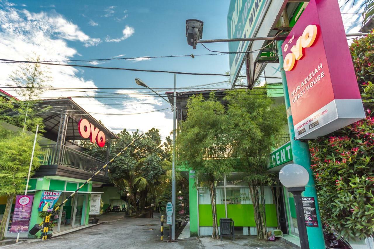 Super Oyo 754 Nur Aziziah Guest House Syariah Balikpapan (Borneo) Exterior foto